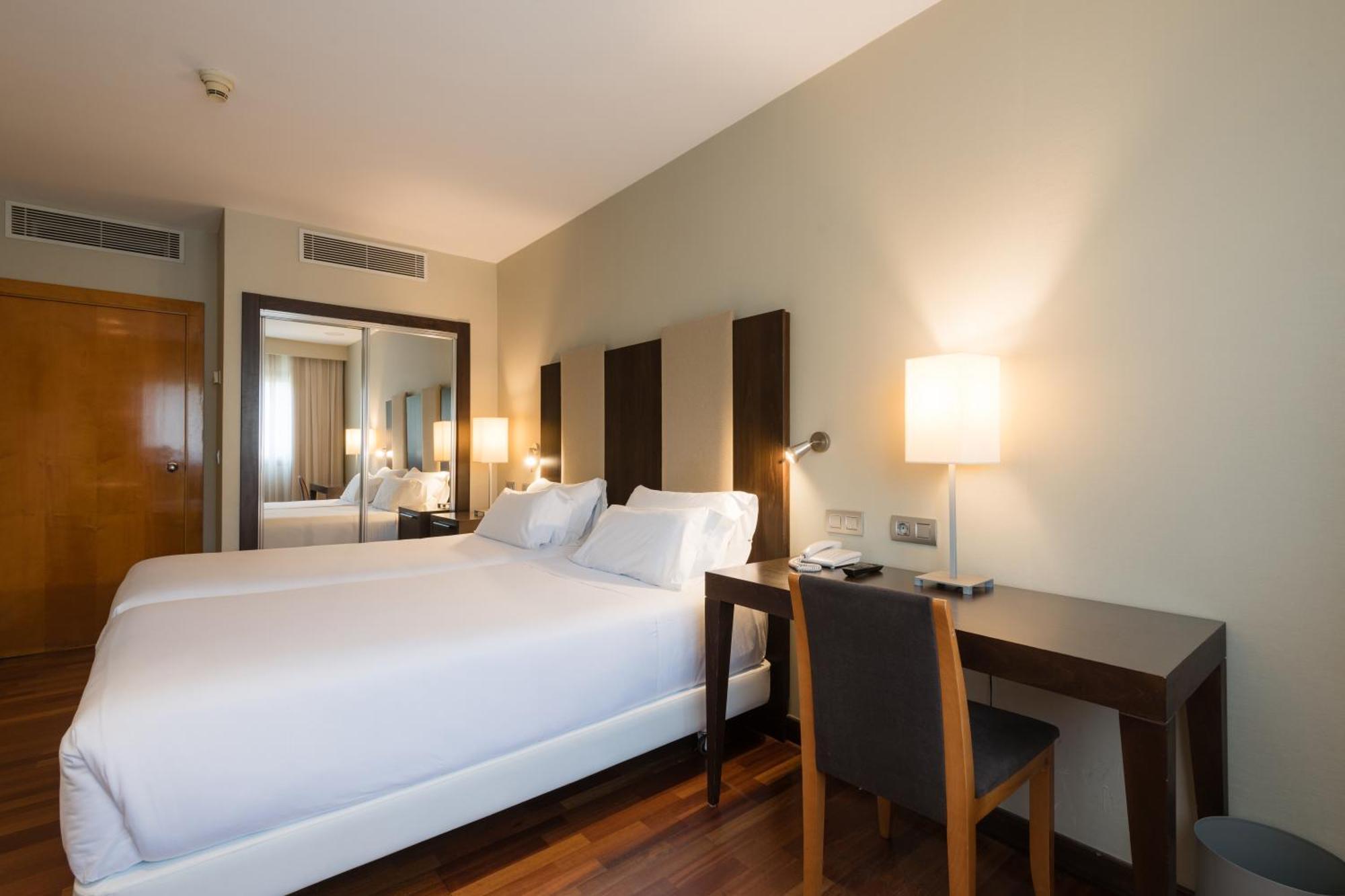 Hotel Ciudad De Valladolid Dış mekan fotoğraf
